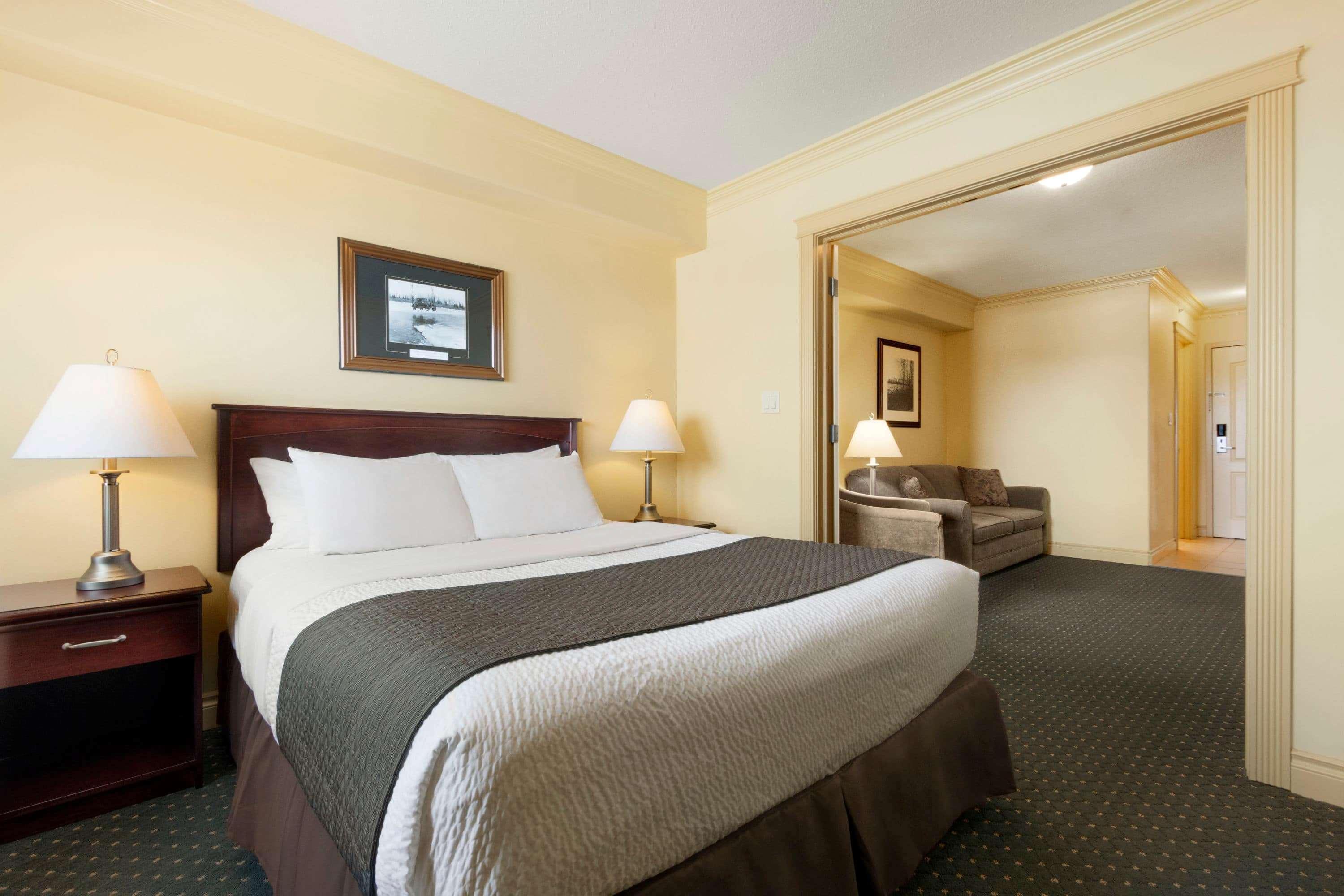 Quality Inn & Suites Whitecourt Eksteriør bilde